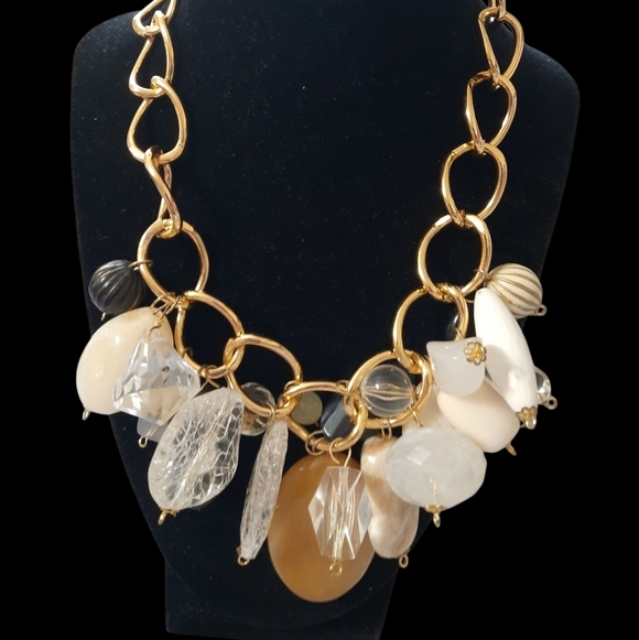 Elegant Gold and Cream Tone Stones Necklace - Picture 6 of 7